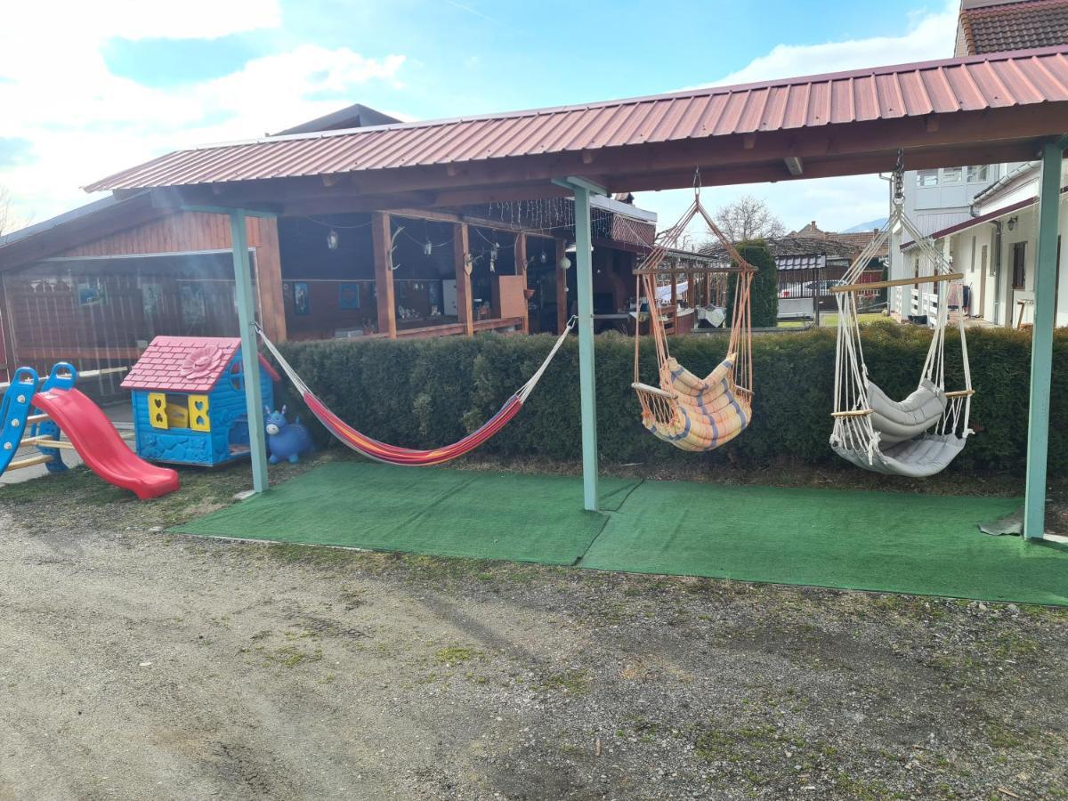 Cazare Turism Prislop Hotel Haţeg Екстериор снимка
